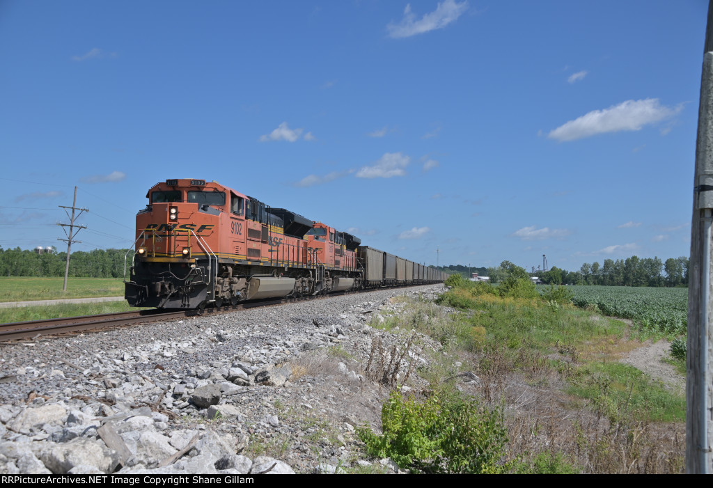 BNSF 9102